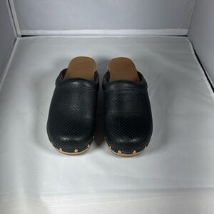 Dansko Clogs 39